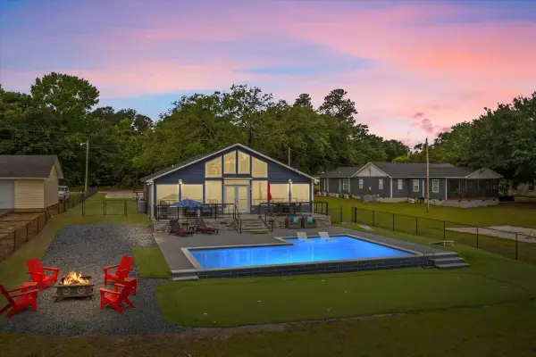 1317 Lakeview Drive, Manning, SC 29102