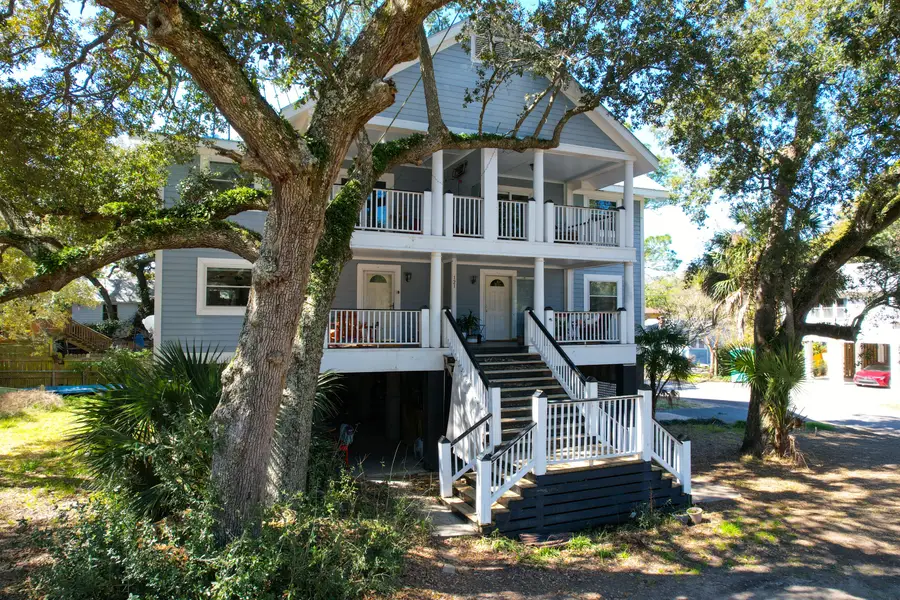 124 E Hudson Avenue, Folly Beach, SC 29439 - #2