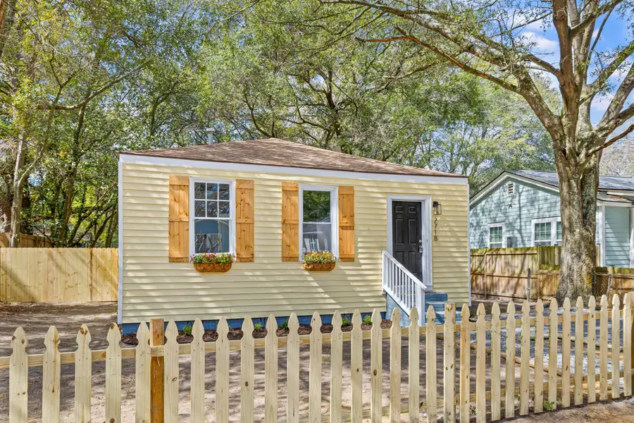 2718 E Surrey Drive, North Charleston, SC 29405 - #3