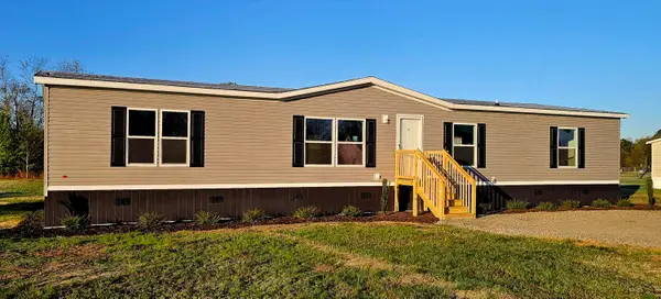 3722 Step Road, Wallace, SC 29596