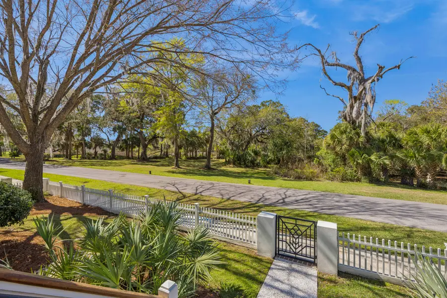 149 S Park, Beaufort, SC 29906 - #3