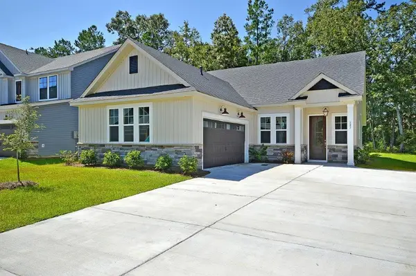 222 Creek Pointe Drive Drive, Moncks Corner, SC 29461