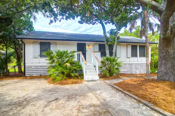 312 W Cooper Avenue, Folly Beach, SC 29439
