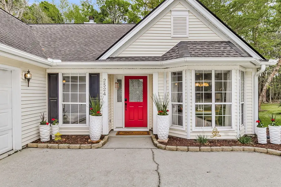 2524 Palmetto Hall Boulevard, Mount Pleasant, SC 29466 - #2