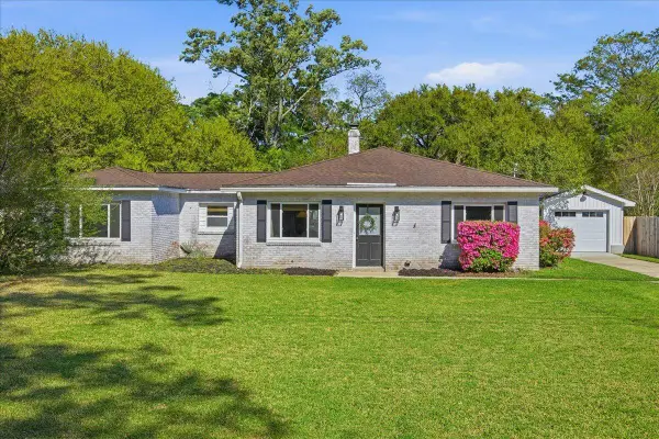 422 Geddes Avenue, Charleston, SC 29407