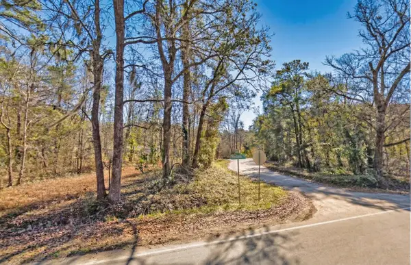 6825 Maybank Highway, Wadmalaw Island, SC 29487