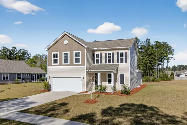 405 Canal Crossing Way, Huger, SC 29450