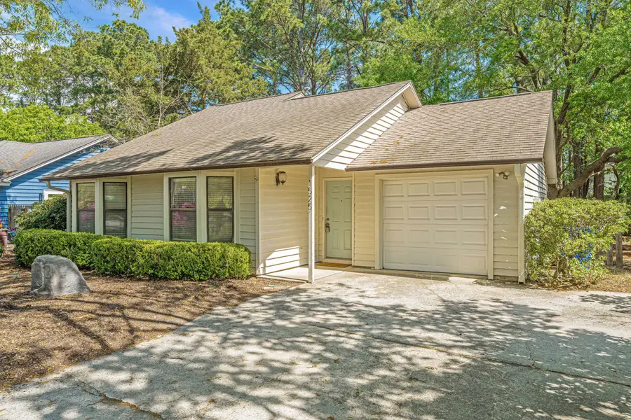 1525 E Crossing Lane, Mount Pleasant, SC 29466 - #3