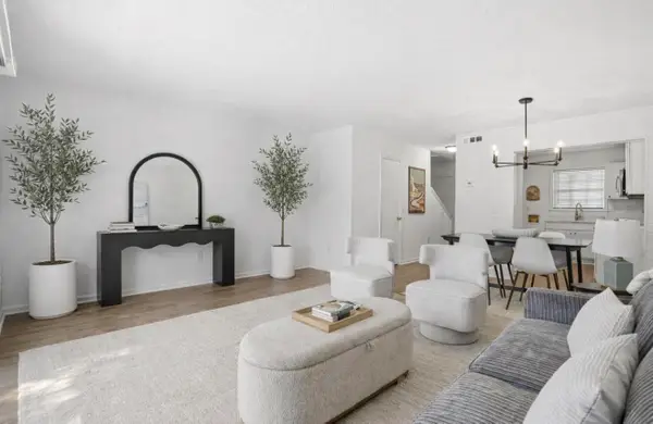 308 Saint Charles Court, Charleston, SC 29407