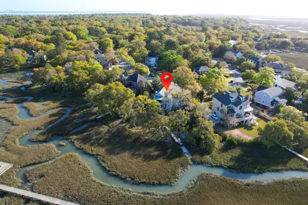 887 Parrot Creek Way, Charleston, SC 29412