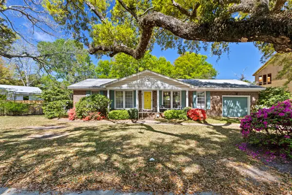 810 Mccants Drive, Mount Pleasant, SC 29464