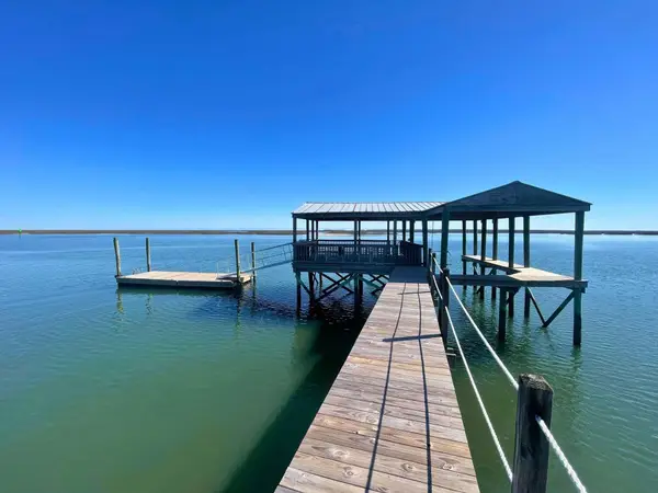 1049 Main Sail Court, Awendaw, SC 29429