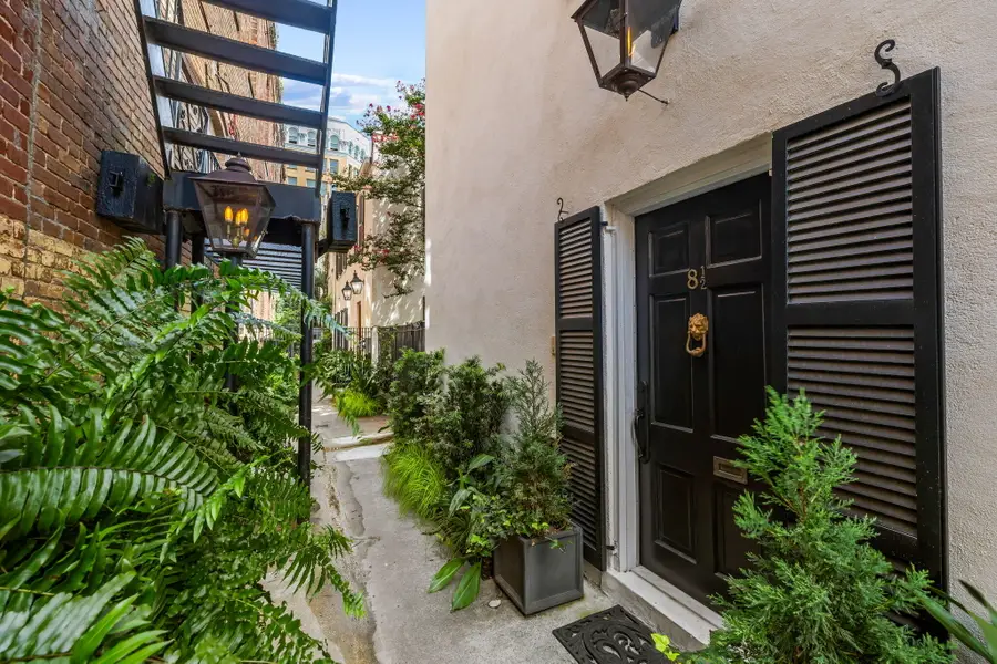 8 & 8 1/2 Elliott St., Charleston, SC 29401 - #3