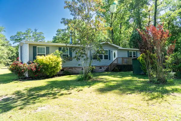 4892 State Road, Ridgeville, SC 29472