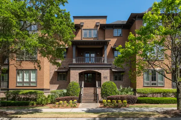 250 Island Park Drive #202, Charleston, SC 29492