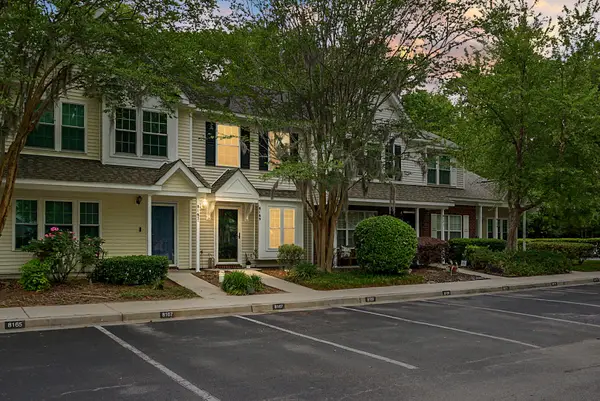 8169 Shadow Oak Drive, North Charleston, SC 29406