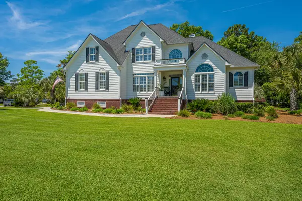 2325 Darts Cove Way, Mount Pleasant, SC 29466