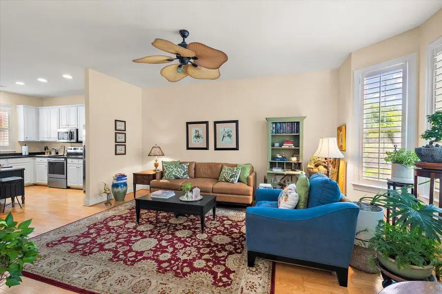725 Natchez Circle, Mount Pleasant, SC 29464 - #3