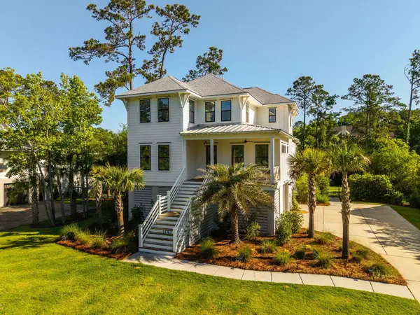 1443 Headquarters Plantation Drive, Johns Island, SC 29455