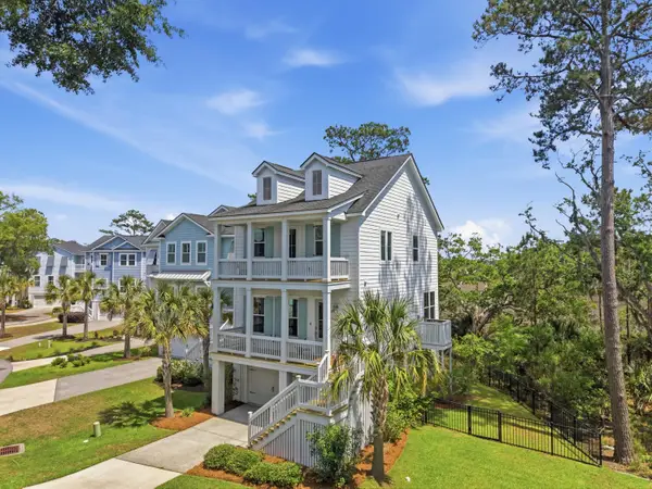 820 Forrest Drive, Charleston, SC 29492