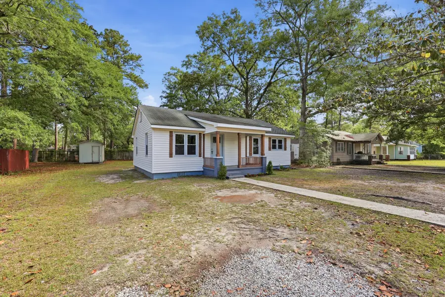 513 Warren Street, Walterboro, SC 29488 - #2