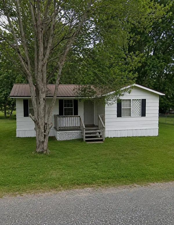 214 Peterson Lane, Manning, SC 29102