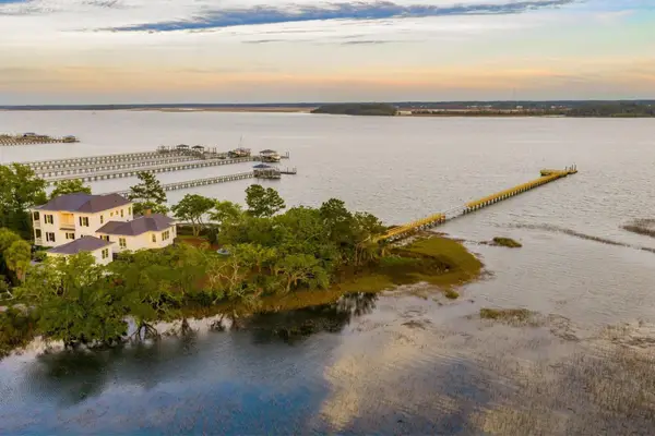 401 Wayfaring Point, Daniel Island, SC 29492