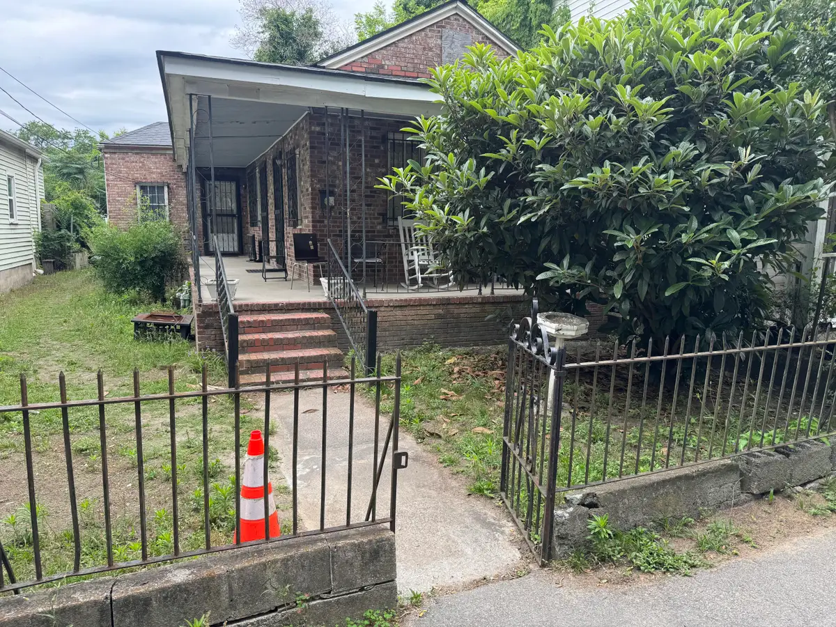 8 Poinsett Street, Charleston, SC 29403 - #1