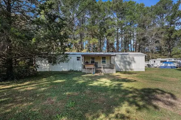 200 Sings Lane, Holly Hill, SC 29059
