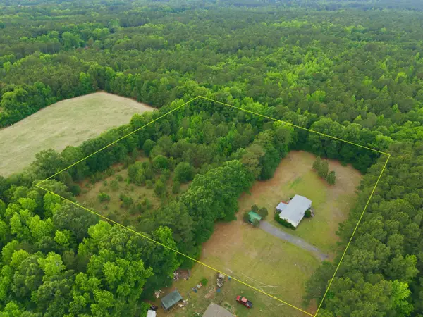 141 Mainester Lane, Saint Stephen, SC 29479