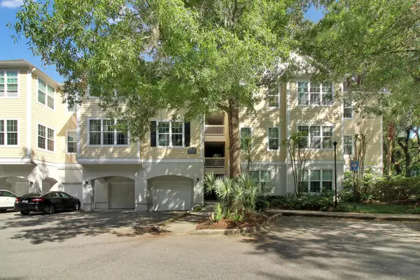 60 Fenwick Hall Allee Alley #Apt 911, Johns Island, SC 29455