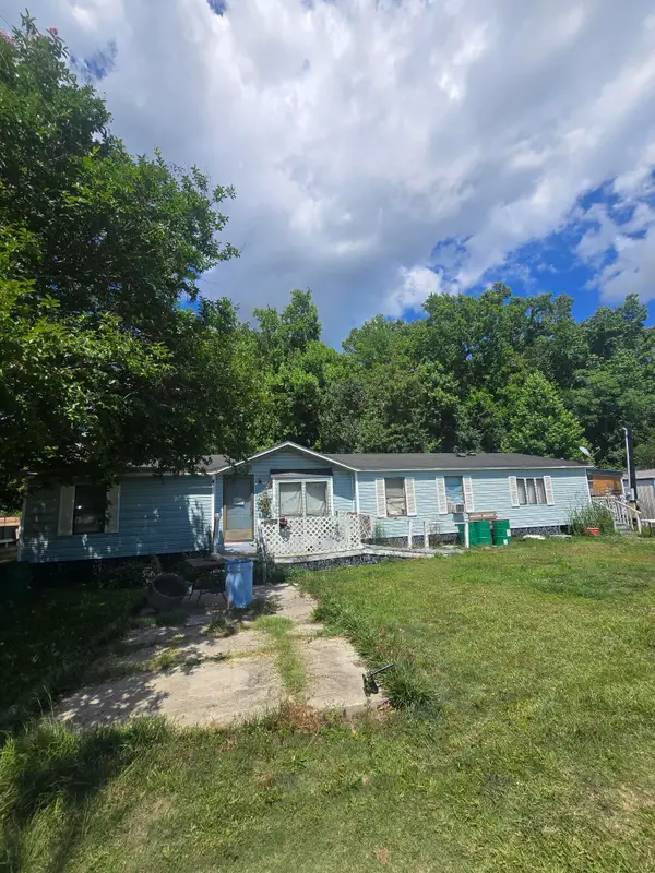 1066 College Park, Summerville, SC 29486