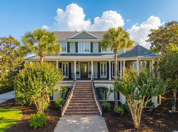2678 Egrets Landing Court, Mount Pleasant, SC 29466
