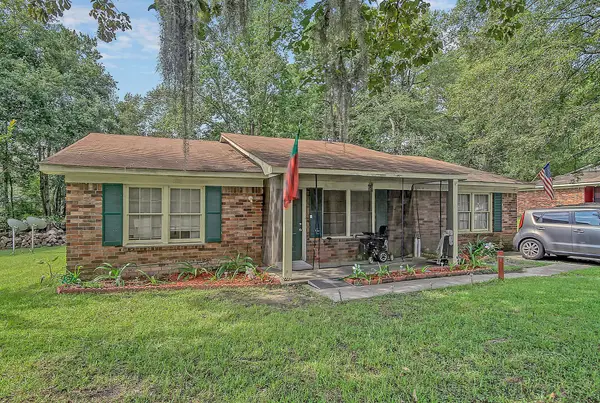 118 Wendy Way #Unit A,B, Summerville, SC 29485