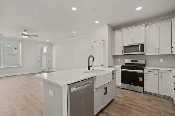 232 Lake Greenwood Boulevard, Greenwood, SC 29649