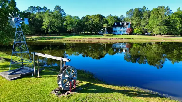 701 Truluck Vineyard Road, Lake City, SC 29560