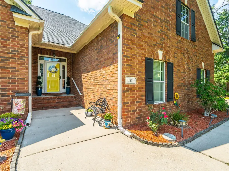 209 Gleneagles Drive, Summerville, SC 29483 - #3