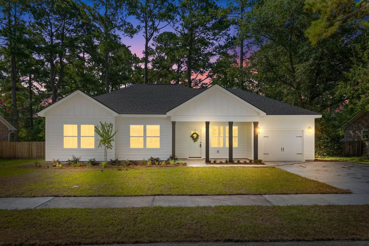 122 Bramwell Drive, Summerville, SC 29485 - #1