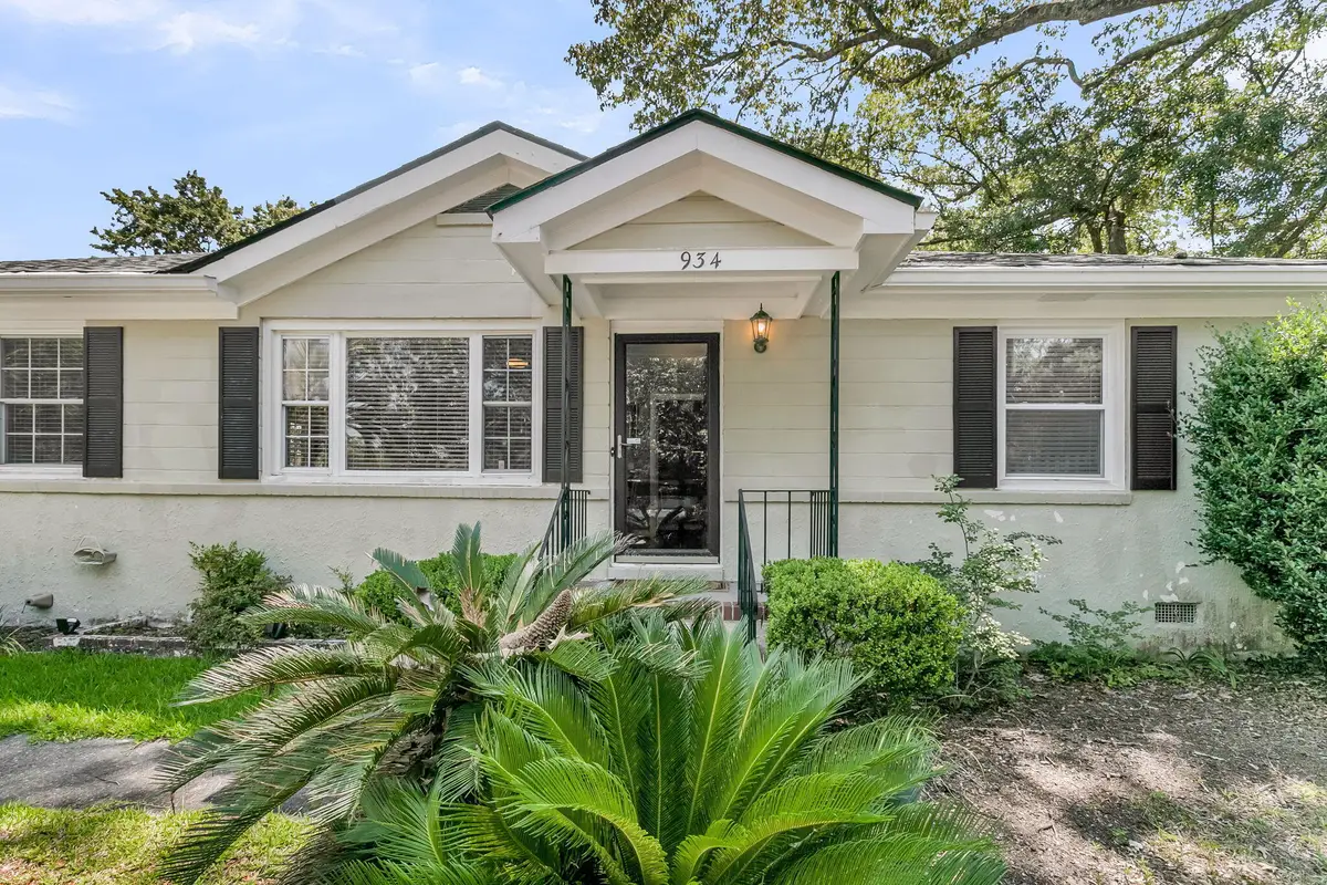934 Yorktown Drive, Charleston, SC 29412 - #1