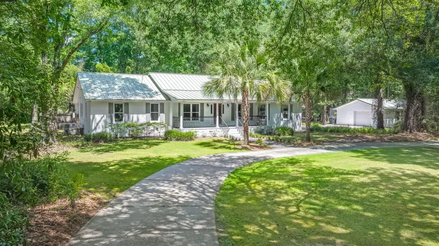 304 Woodland Drive, Summerville, SC 29485 - #2