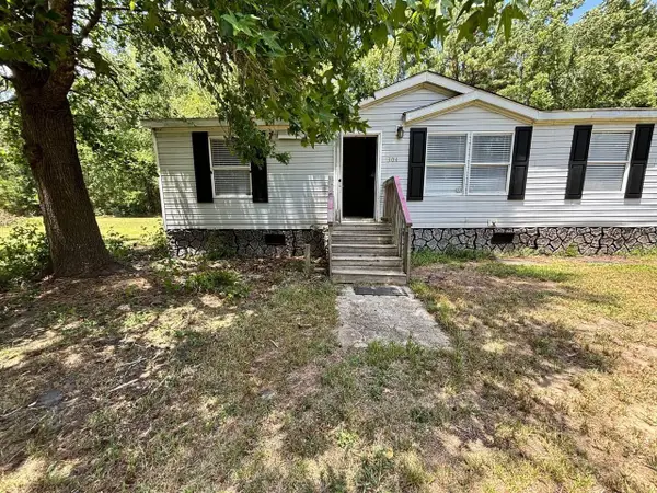 304 Katlyn Place, Cottageville, SC 29435