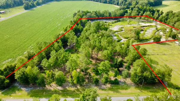 1 Grannys Lane, Saint George, SC 29477