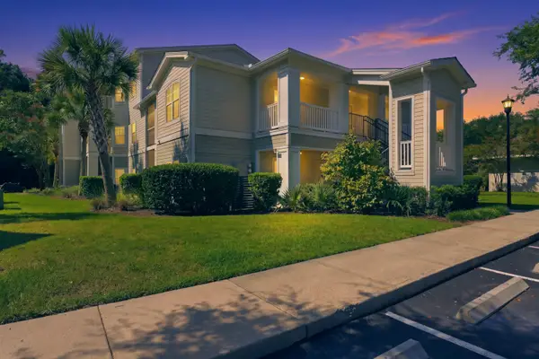 1300 Park West #Unit 203, Mount Pleasant, SC 29466