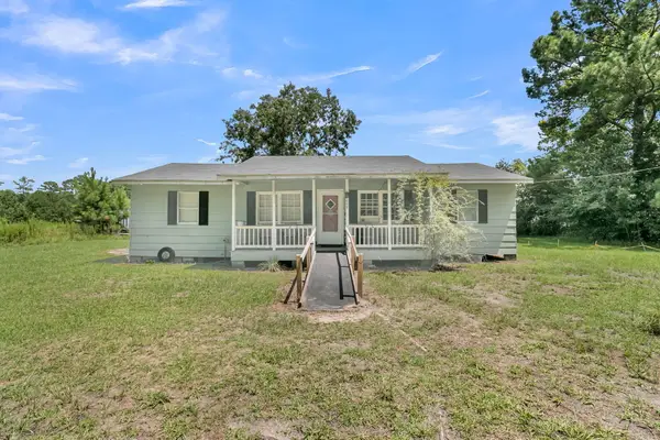 659 Taylor Pond Road, Dorchester, SC 29437