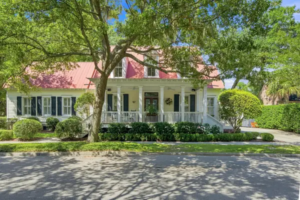 55 Montrose Road, Mount Pleasant, SC 29464