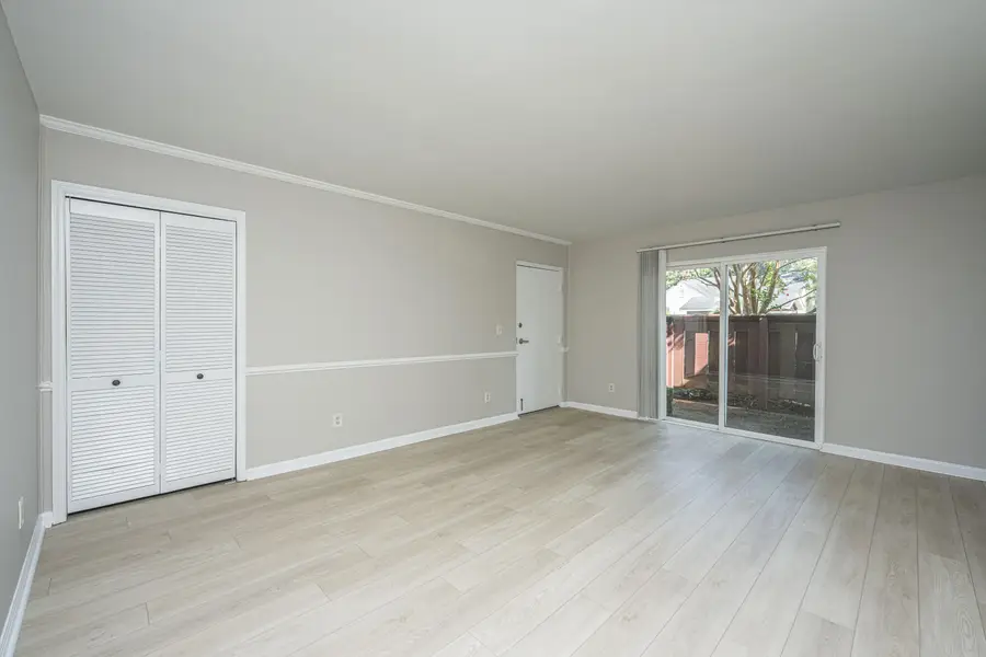 753 Ashdale Drive #Apt 4, Charleston, SC 29407 - #3