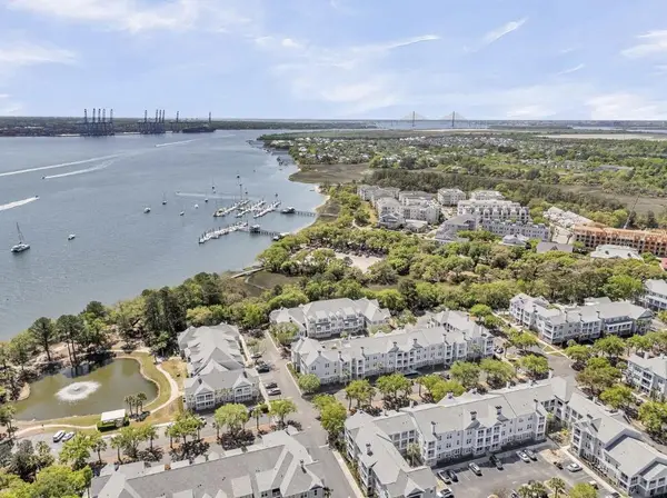 130 River Landing Drive #3304, Daniel Island, SC 29492