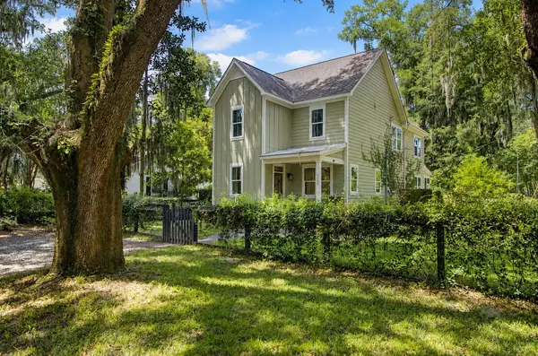 2204 Wappoo Drive, Charleston, SC 29412