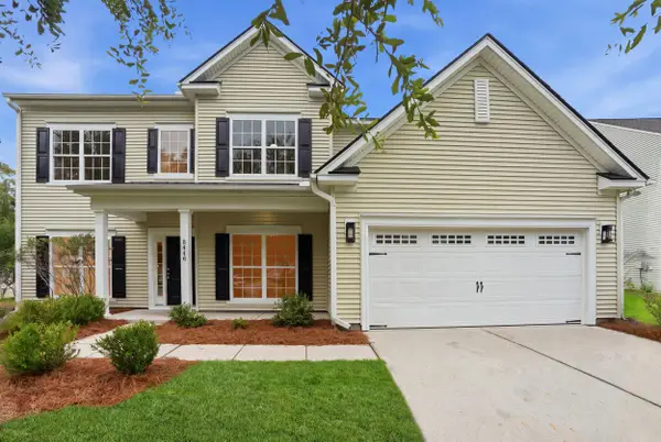 8446 Middle River Way, North Charleston, SC 29420