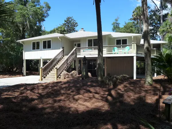 31 Whalers Court, Edisto Island, SC 29438